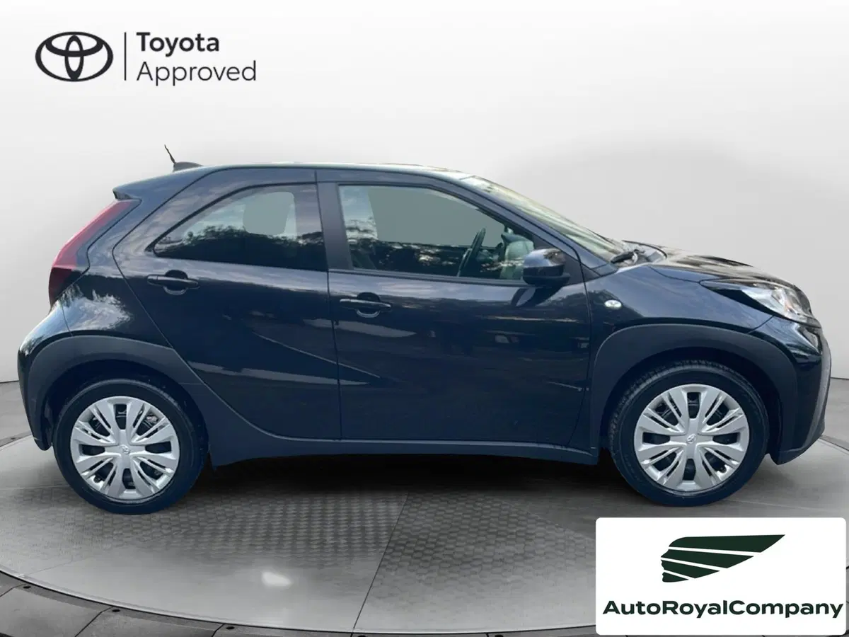 Toyota Aygo X nuova a Roma (6)