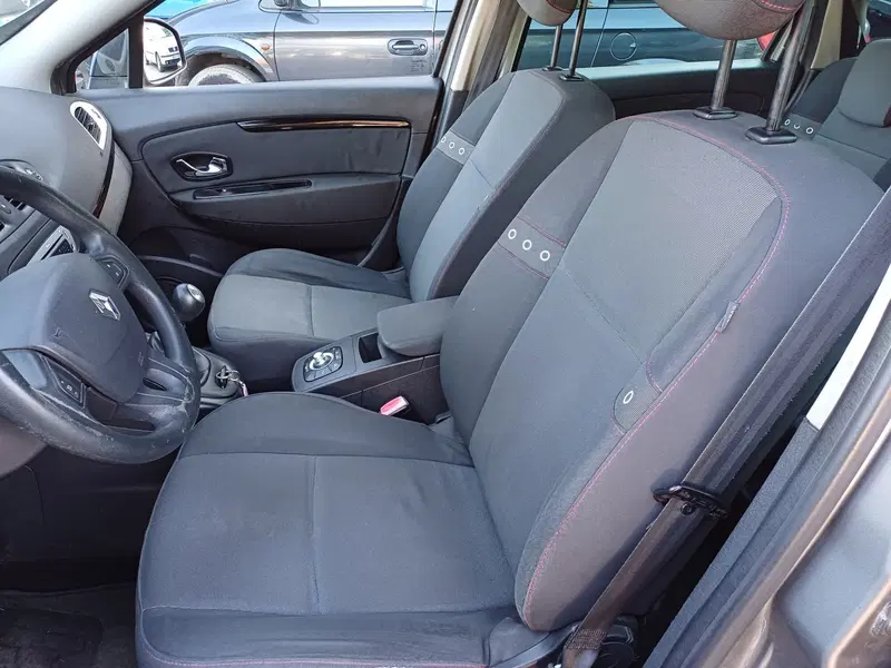 Renault Grand Scénic usata a Modena (13)