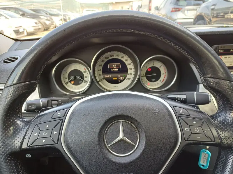 Mercedes-Benz Classe E Station Wagon usata a Modena (14)