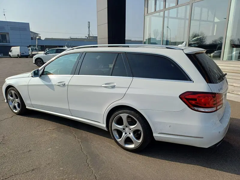 Mercedes-Benz Classe E Station Wagon usata a Modena (7)