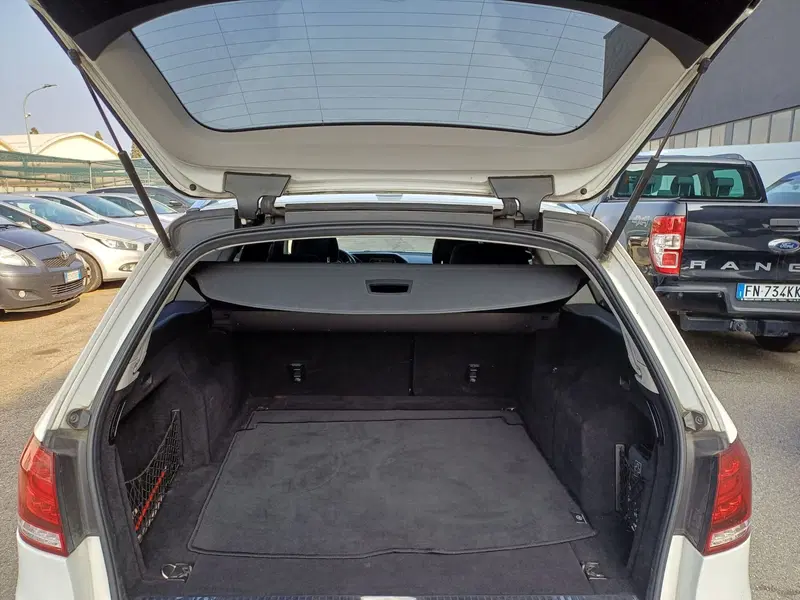 Mercedes-Benz Classe E Station Wagon usata a Modena (8)