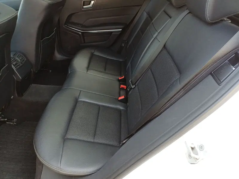 Mercedes-Benz Classe E Station Wagon usata a Modena (9)