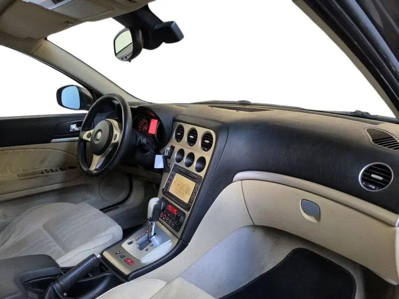 Alfa Romeo 159 SportWagon usata a Udine (10)