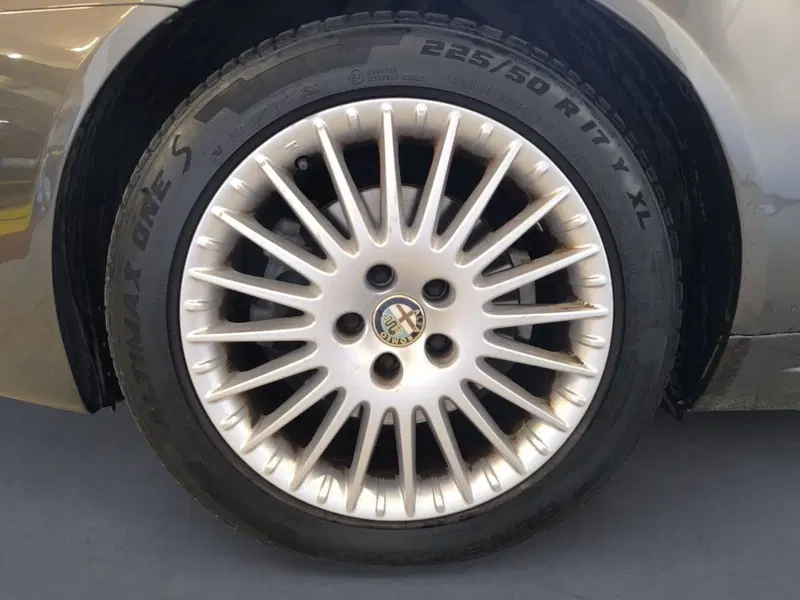 Alfa Romeo 159 SportWagon usata a Udine (12)