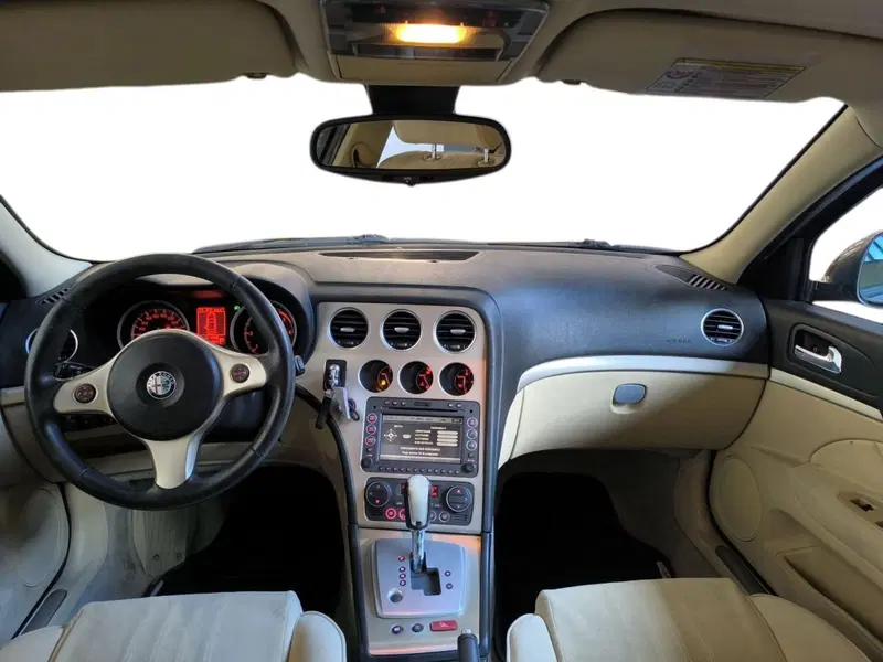 Alfa Romeo 159 SportWagon usata a Udine (9)
