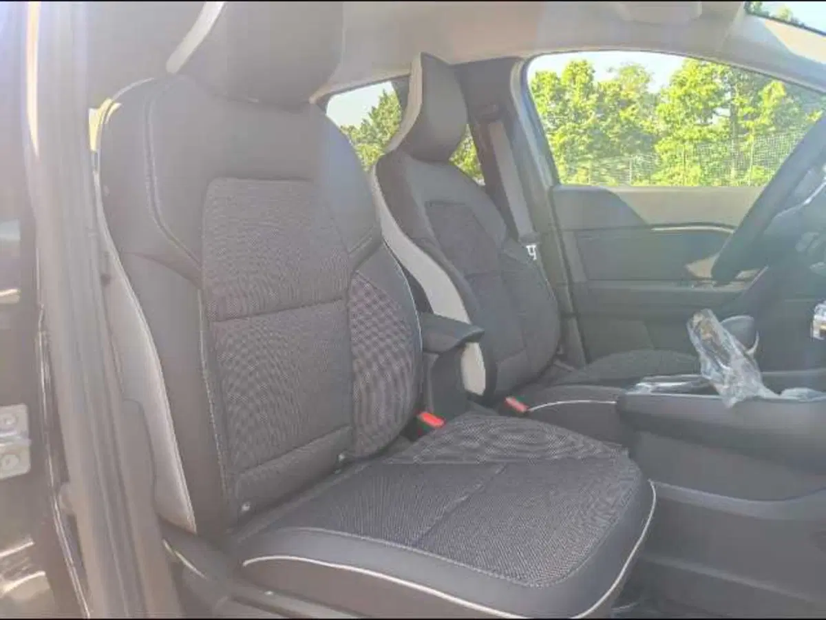 Renault Captur usata a Roma (13)