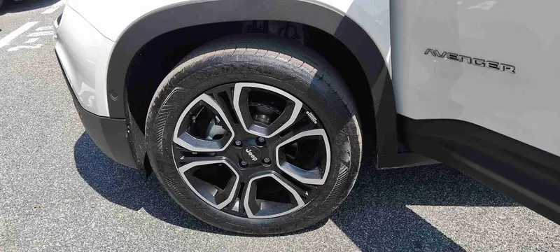 Jeep Avenger usata a Roma (5)