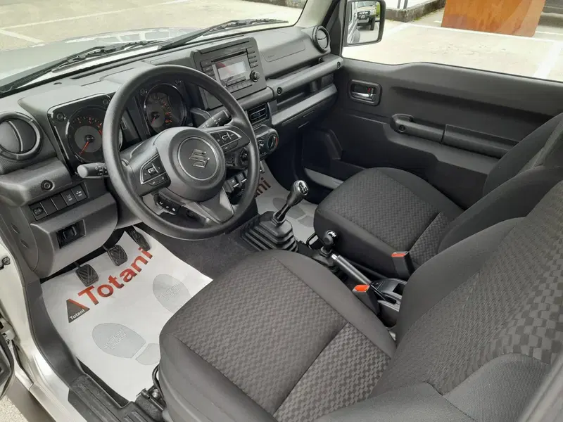 Suzuki Jimny usata a L'Aquila (12)