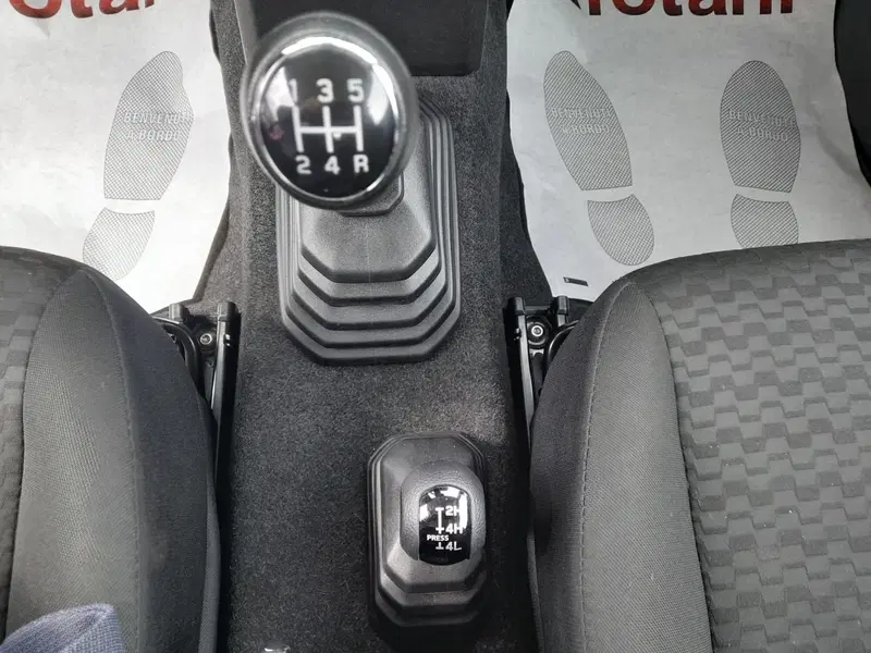 Suzuki Jimny usata a L'Aquila (17)