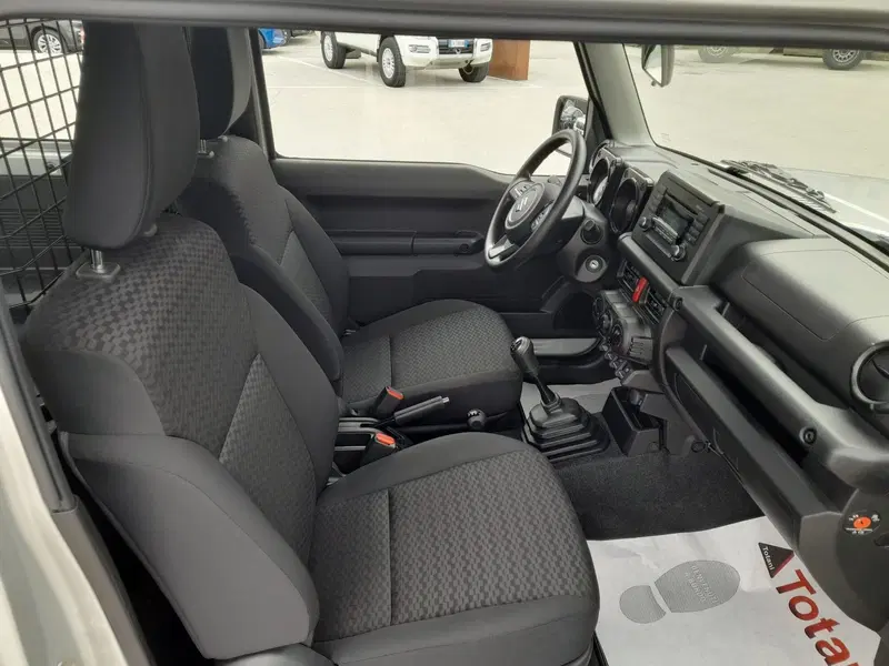 Suzuki Jimny usata a L'Aquila (7)