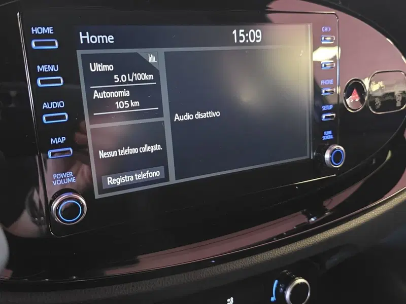 Toyota Aygo X usata a Messina (10)