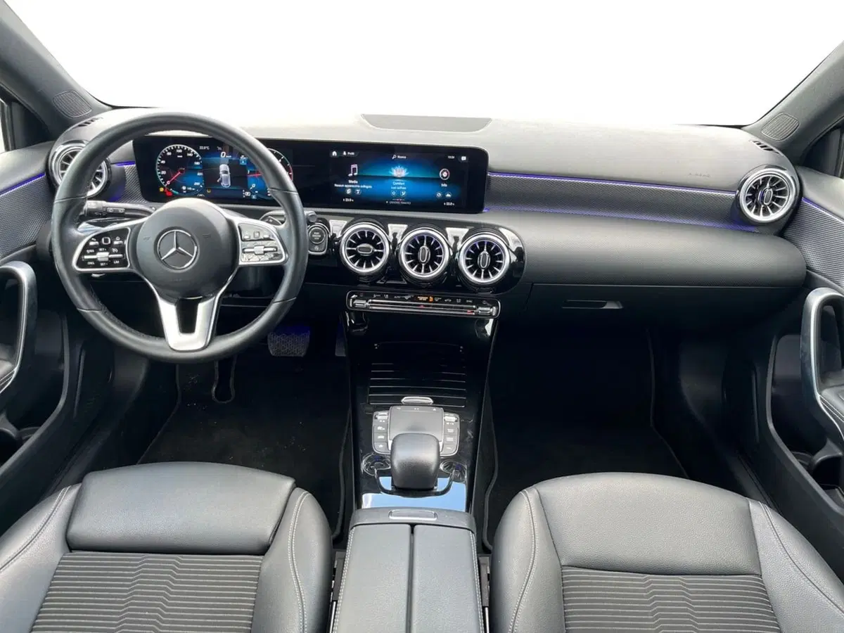 Mercedes-Benz Classe A usata a Napoli (11)