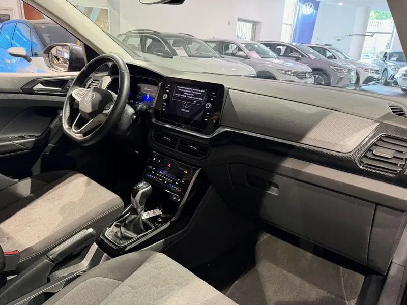 Volkswagen T-Cross usata a Genova (9)