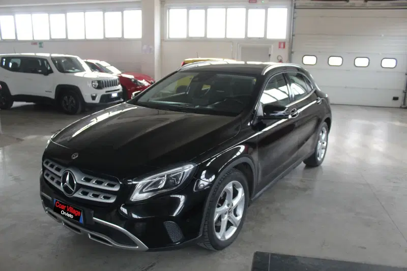 Mercedes-Benz GLA SUV usata a Terni