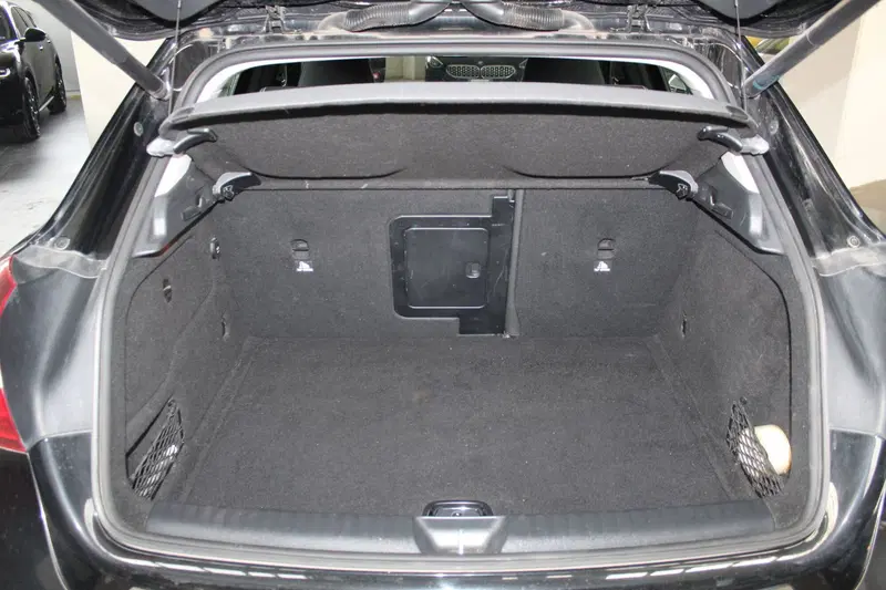 Mercedes-Benz GLA SUV usata a Terni (10)