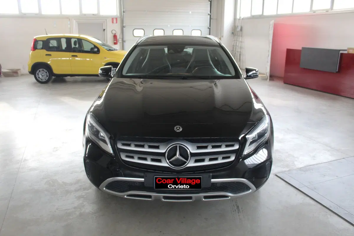 Mercedes-Benz GLA SUV usata a Terni (2)