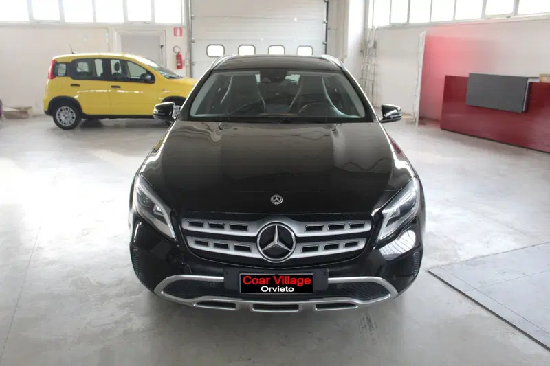 Mercedes-Benz GLA SUV usata a Terni (2)