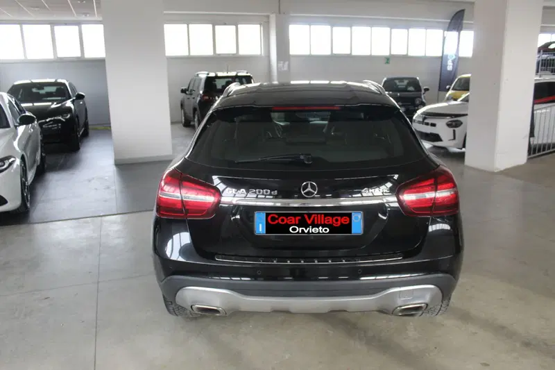 Mercedes-Benz GLA SUV usata a Terni (5)