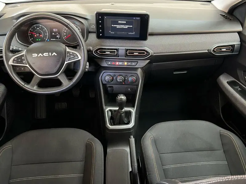 Dacia Sandero usata a Roma (11)