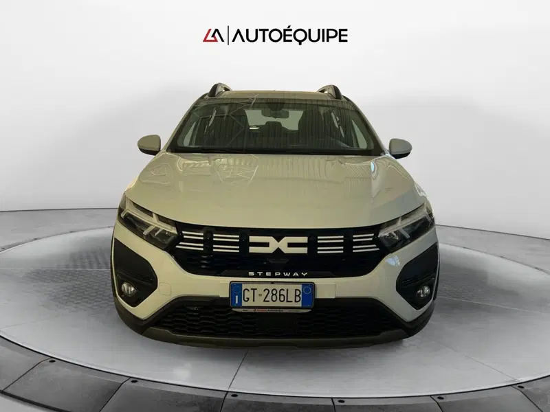 Dacia Sandero usata a Roma (8)