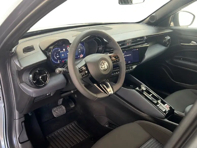 Alfa Romeo Junior usata a Roma (15)