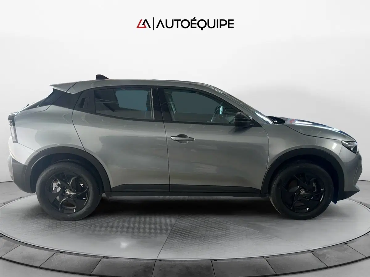 Alfa Romeo Junior usata a Roma (6)