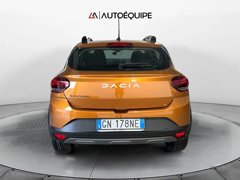 Dacia Sandero usata a Roma (4)