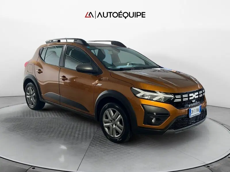 Dacia Sandero usata a Roma (7)