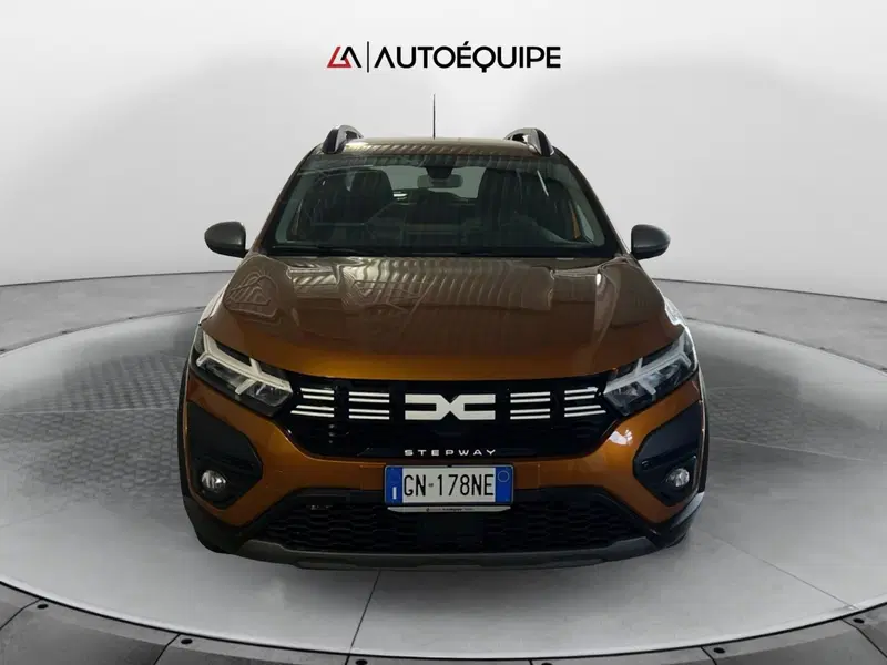 Dacia Sandero usata a Roma (8)