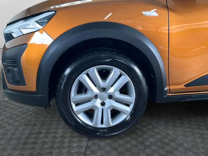 Dacia Sandero usata a Roma (9)