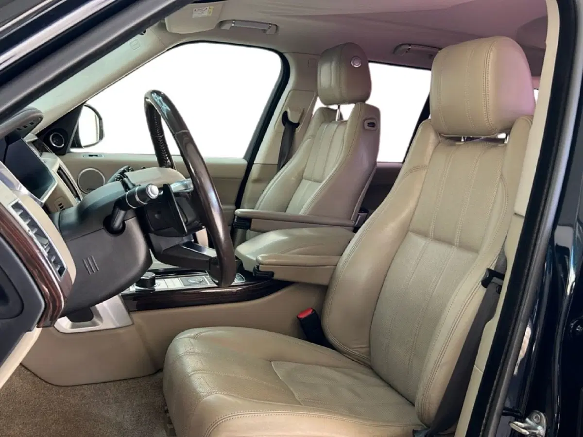 Land Rover Range Rover usata a Roma (12)