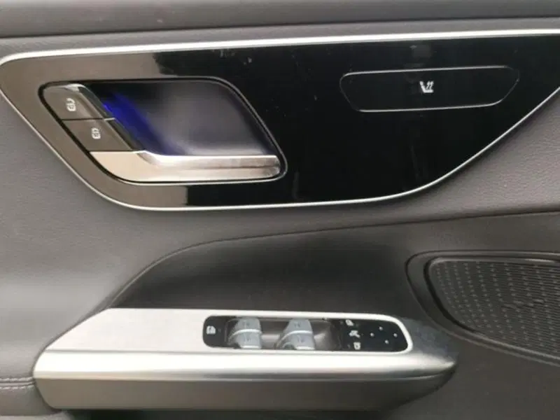 Mercedes-Benz GLC usata a Milano (12)
