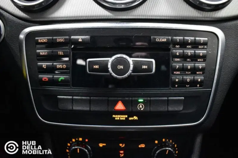 Mercedes-Benz GLA SUV usata a Perugia (14)
