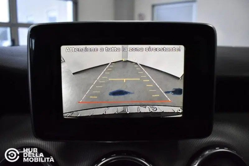 Mercedes-Benz GLA SUV usata a Perugia (16)