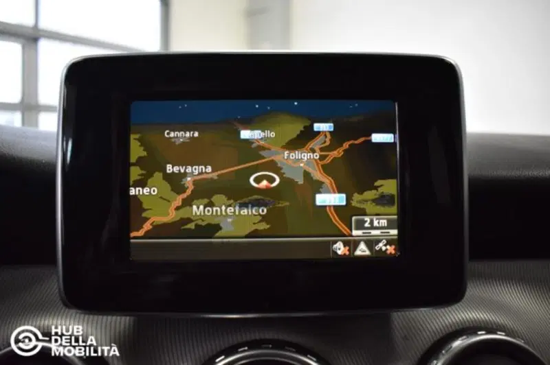 Mercedes-Benz GLA SUV usata a Perugia (18)