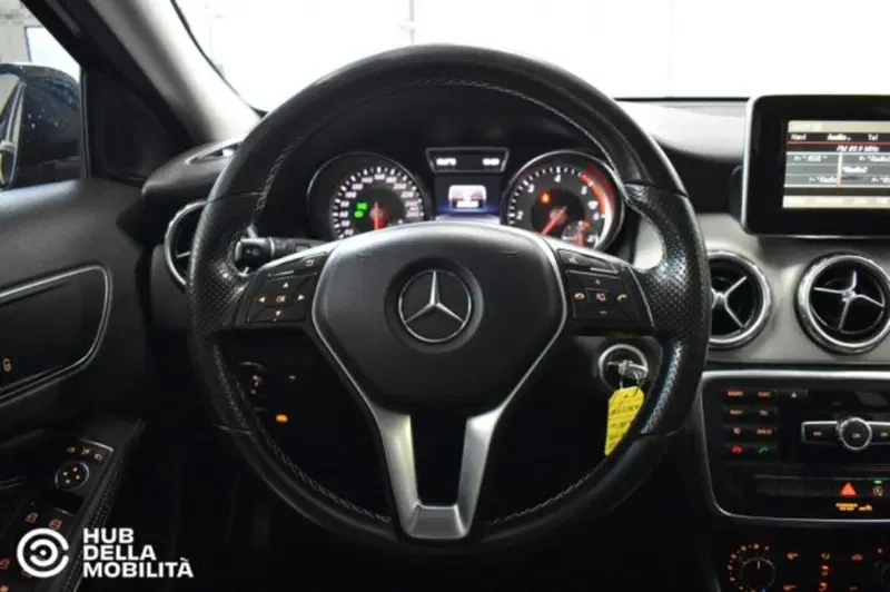 Mercedes-Benz GLA SUV usata a Perugia (9)