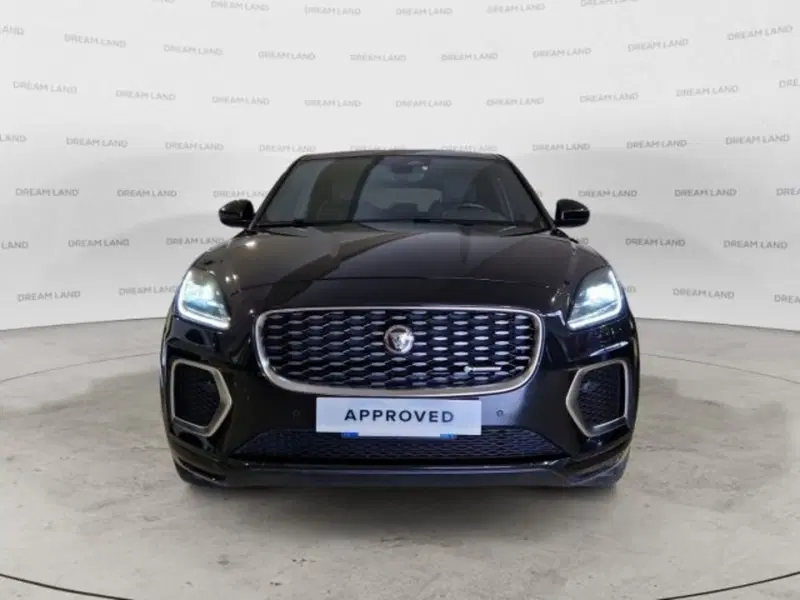 Jaguar E-Pace usata a Livorno (9)