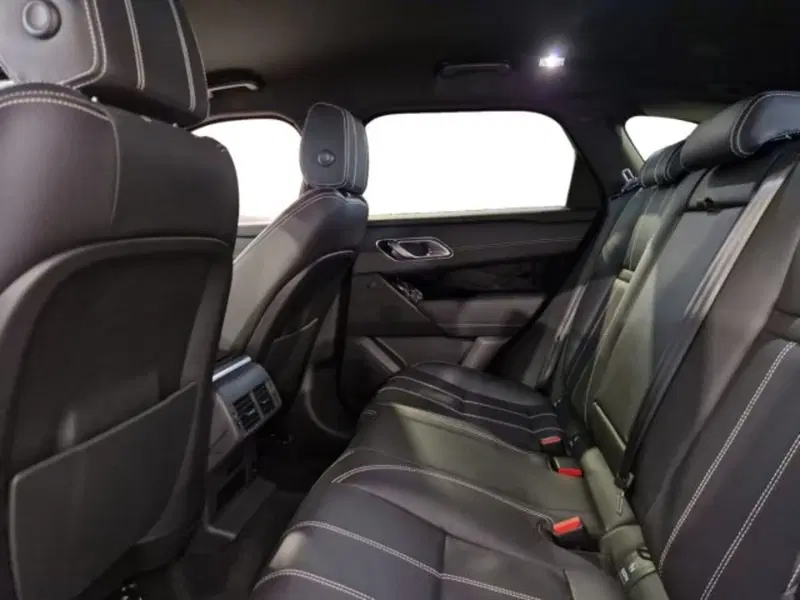 Land Rover Range Rover Velar usata a Livorno (18)