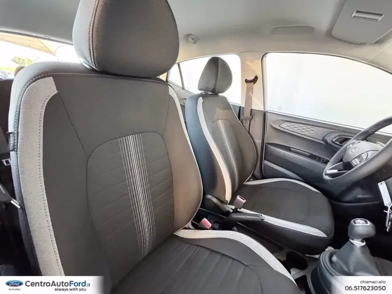Hyundai i10 nuova a Roma (7)