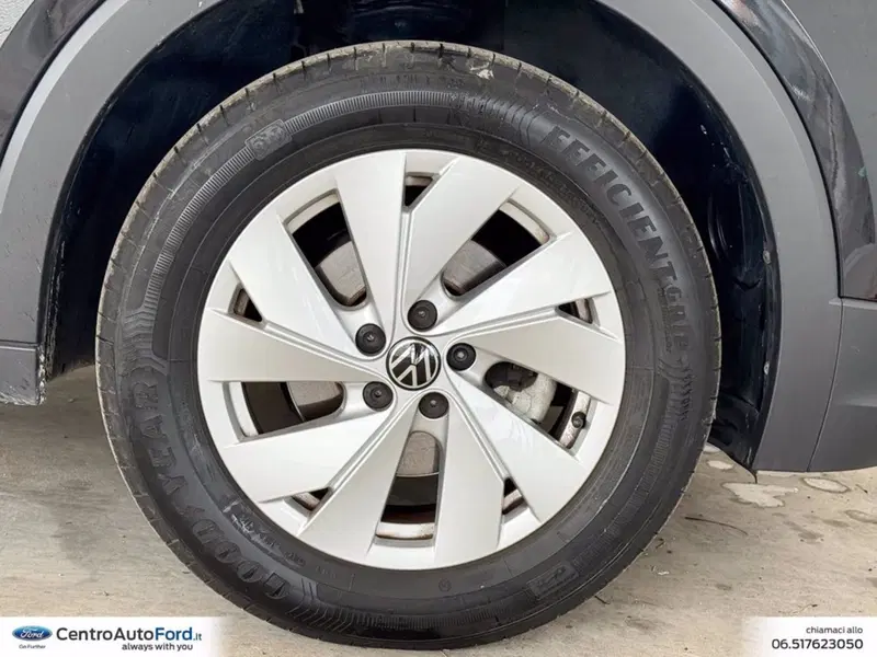 Volkswagen T-Cross usata a Roma (14)