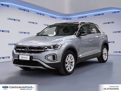 Volkswagen T-Roc 1.0 TSI Style del 2023 usata a Albano Laziale