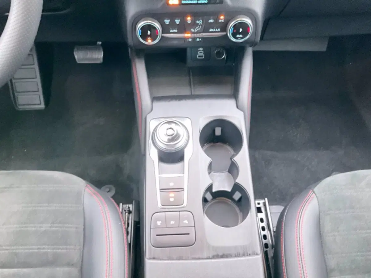 Ford Kuga usata a Milano (15)