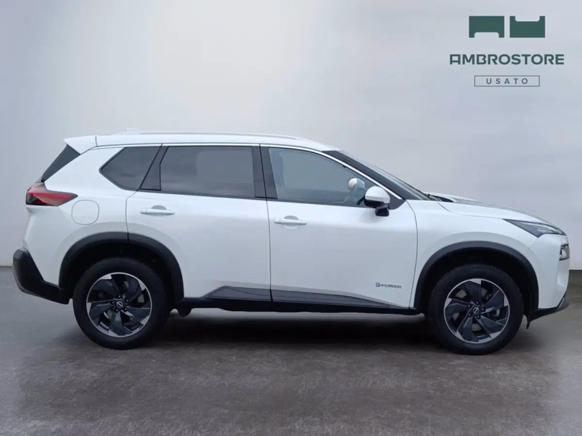 Nissan X-Trail usata a Milano (4)