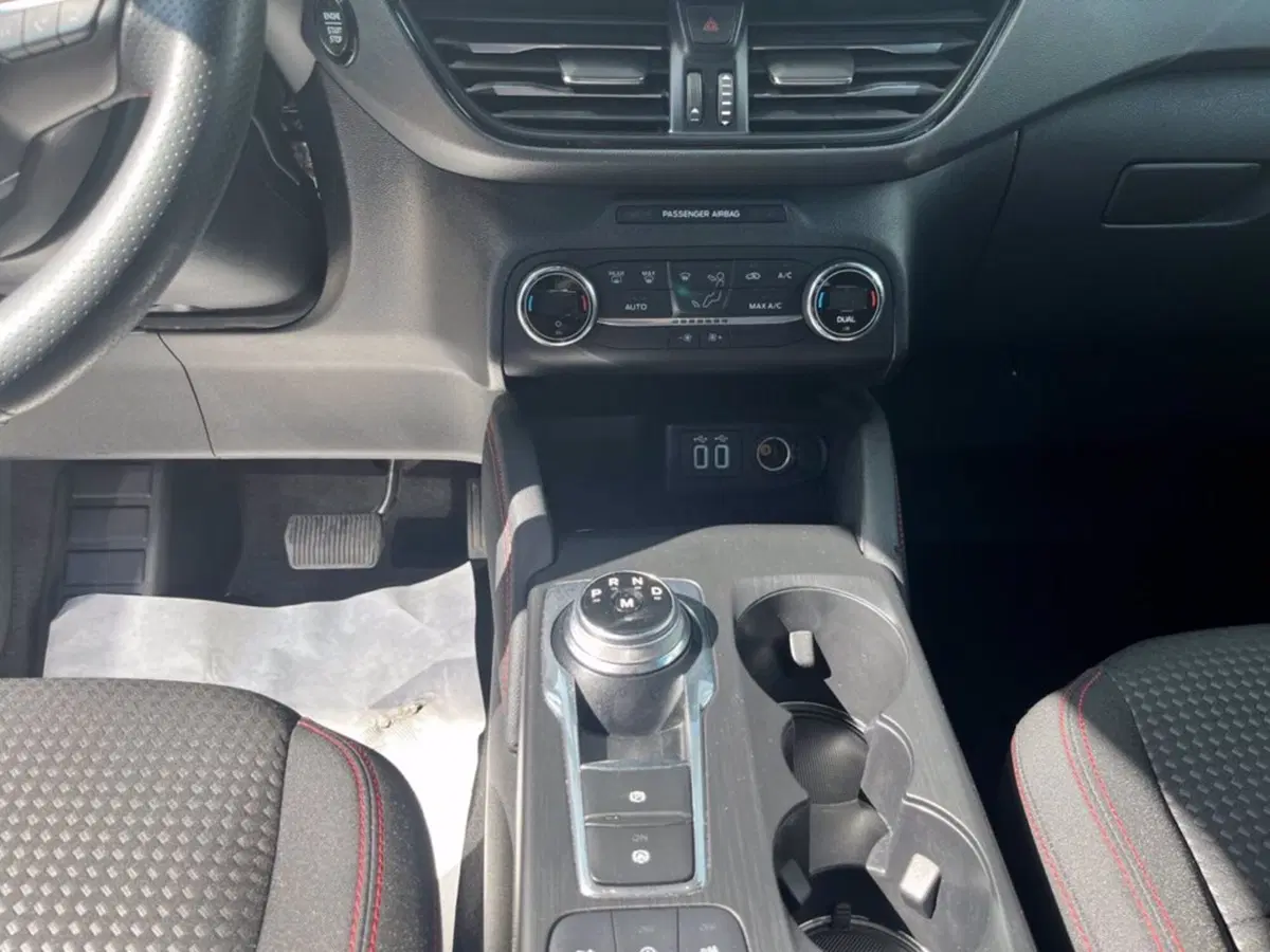 Ford Kuga usata a Milano (16)