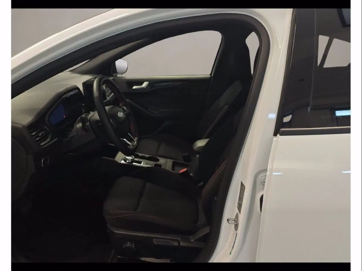 Ford Focus usata a Catania (9)