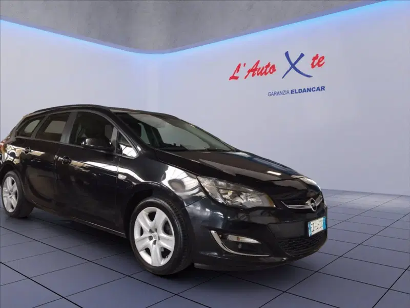 Opel Astra Station Wagon usata a Milano