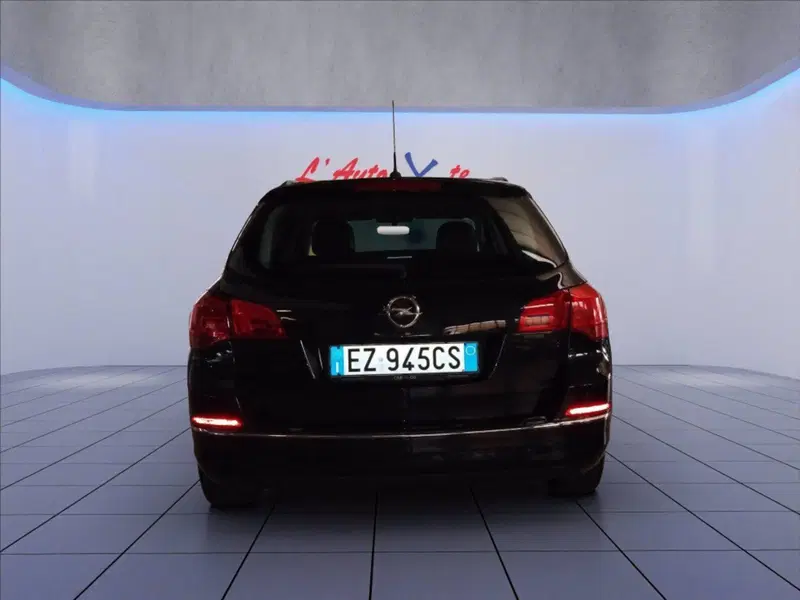 Opel Astra Station Wagon usata a Milano (7)