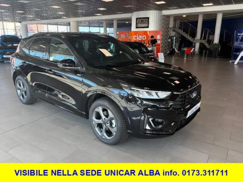 Ford Kuga nuova a Cuneo (2)