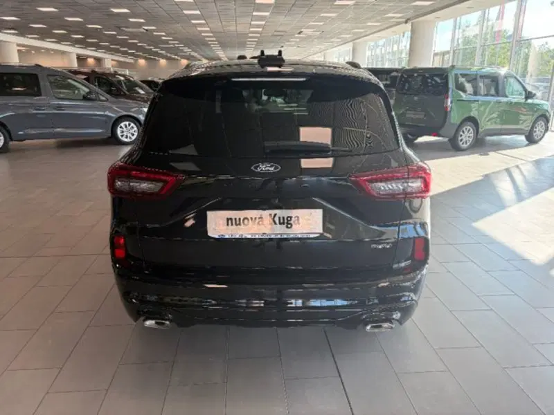 Ford Kuga nuova a Cuneo (4)