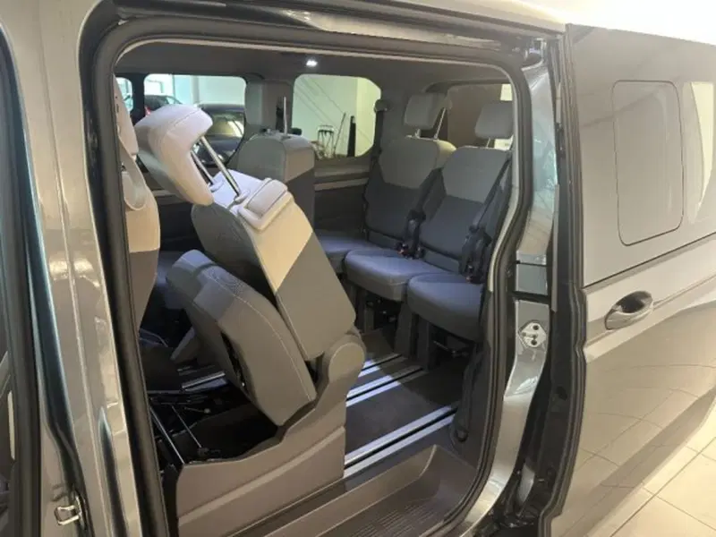 Volkswagen Multivan usata a Cuneo (13)